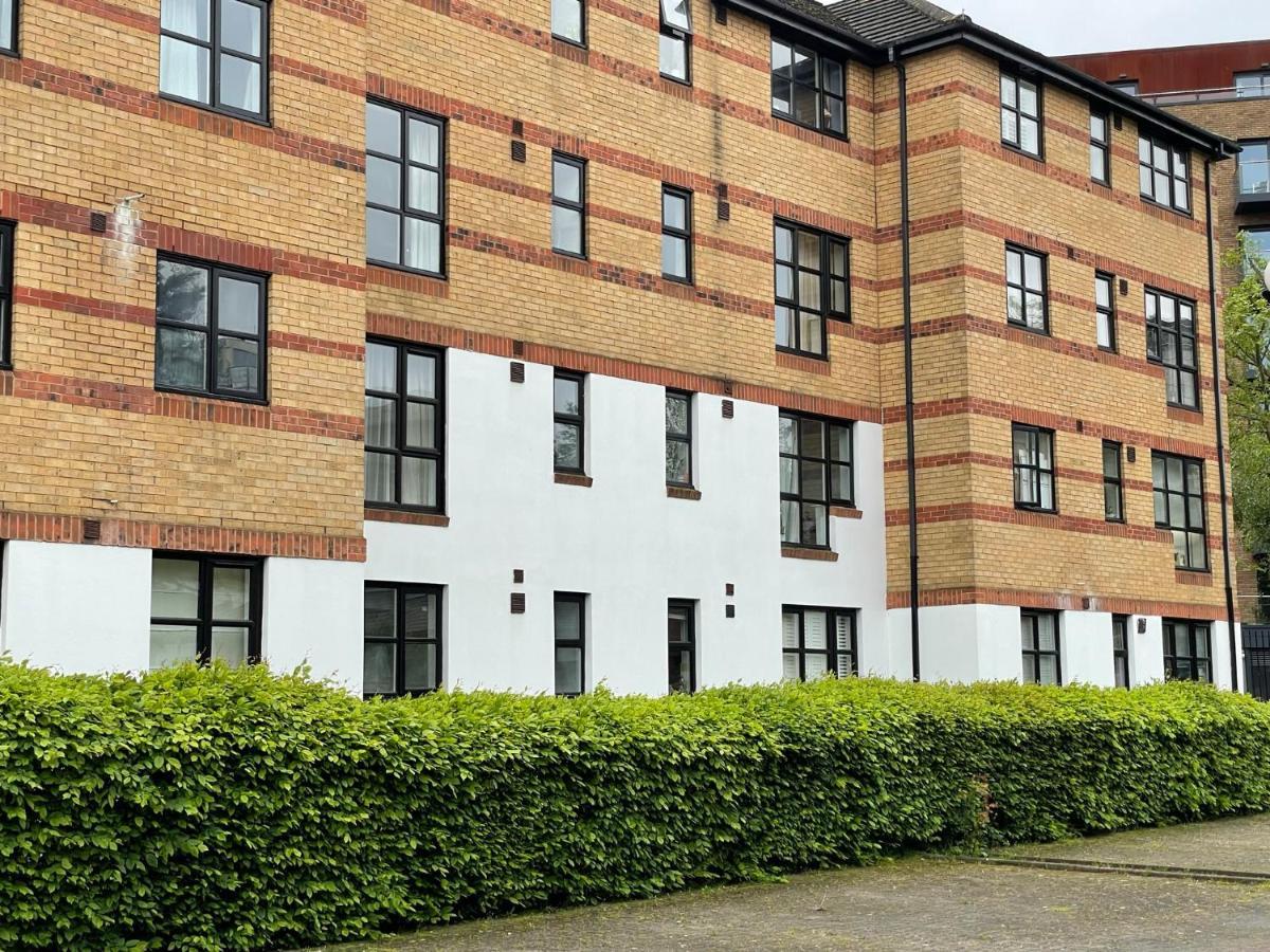 Surrey Docks Se16 Near Canada Water N Easy Access Canary Wharf Londra Exterior foto